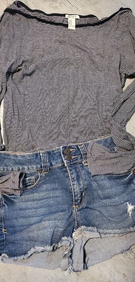 Spring or Fall Outfit - Picture 3 of 3